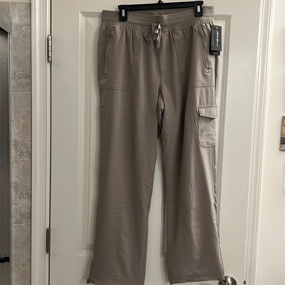 Eddie Bauer Ladies pants - Picture 1 of 9